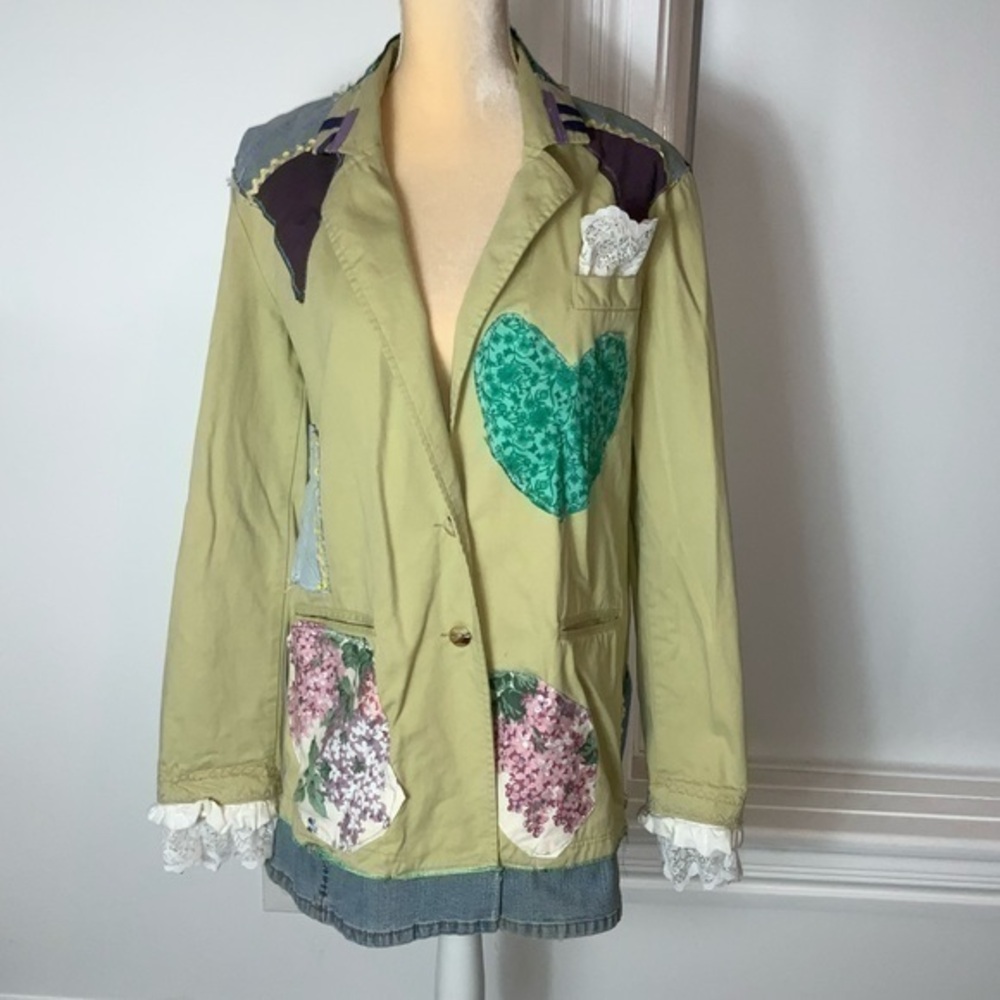 Vintage/Y2K Newport News Quilted Patchwork Tan Button Down Coat Size XL/Large